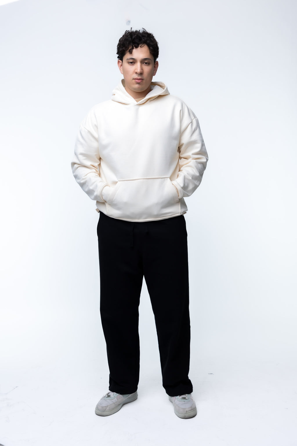 Sudadera Semioversize 300 GSM