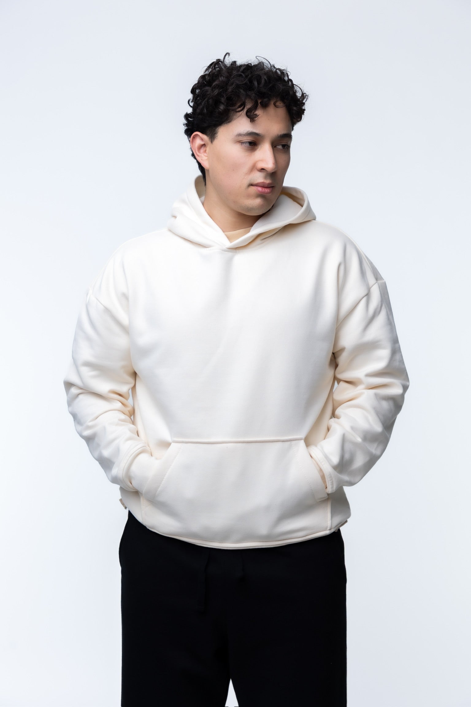Sudadera Semioversize 300 GSM